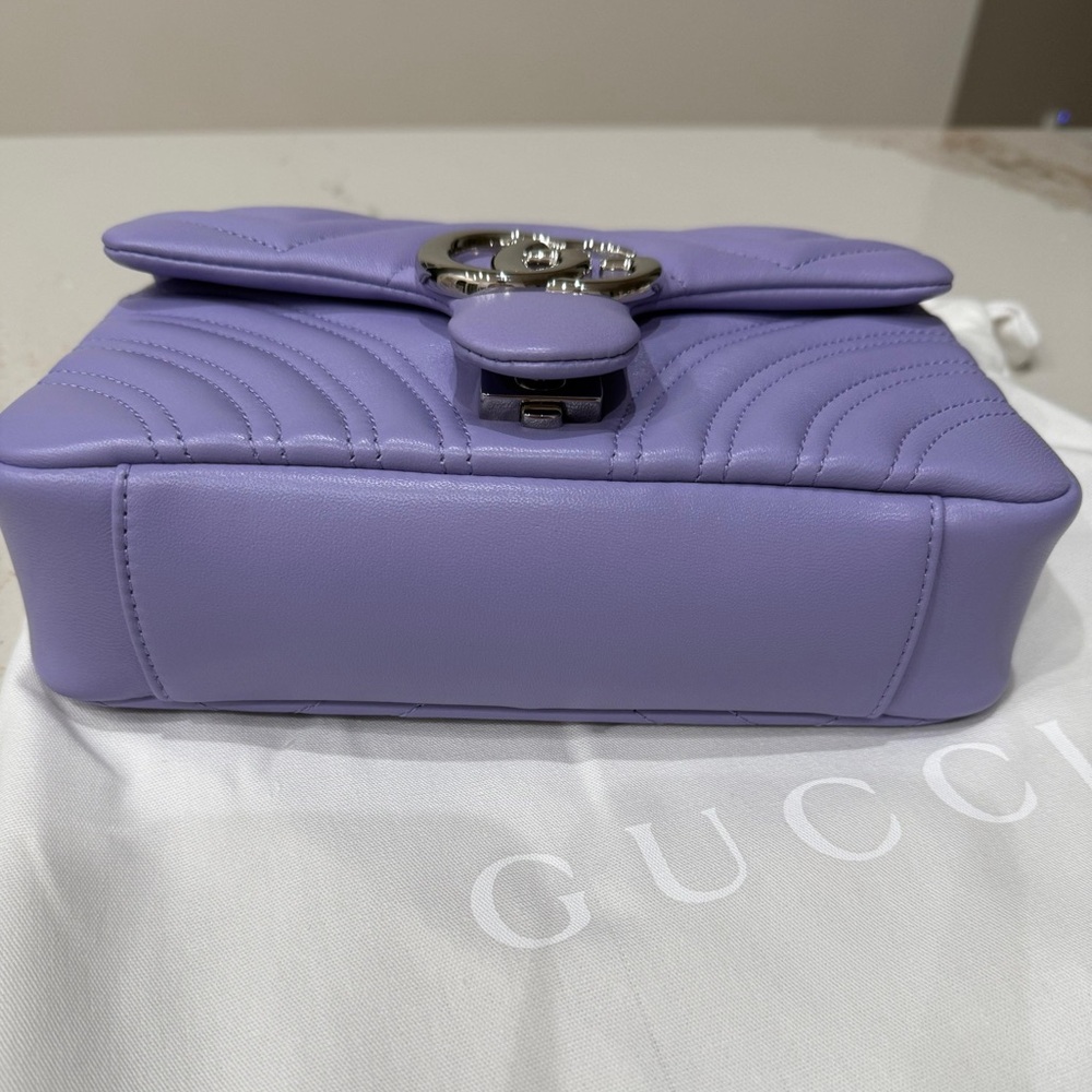 Gucci Light Purple Quilted Chain Shoulder Bag - Picture 4 of 16